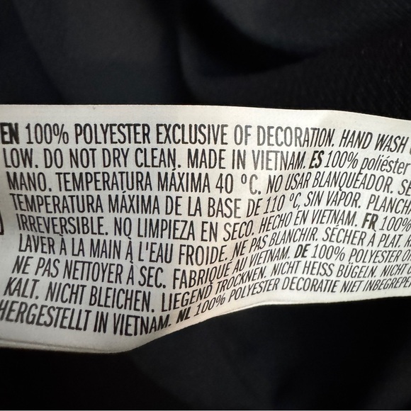 Excellent! Forever 21 × Barbie Women Black Pink Baseball Jersey Top Size M - Picture 4 of 5